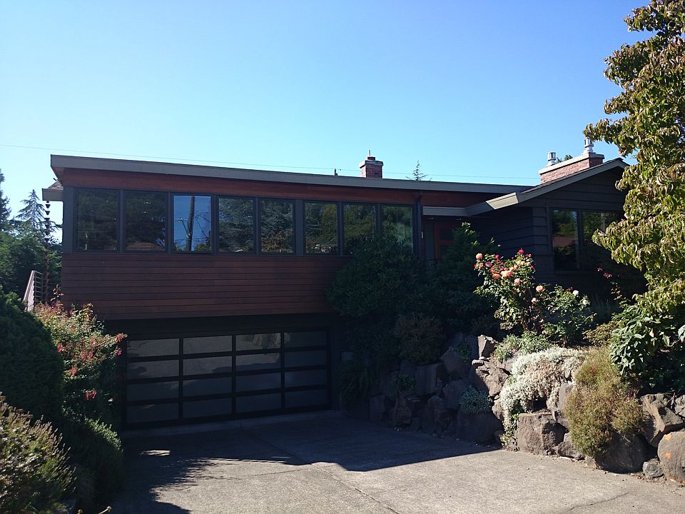 2nd image of 7033 39th Ave NE