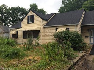 6735 Fitch Rd, Olmsted Township, OH 44138