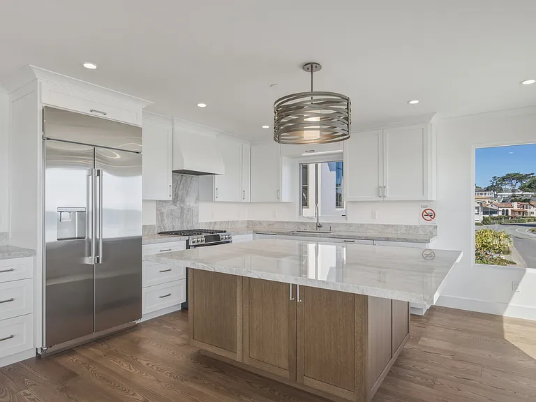 775 Ocean View Blvd — Photo 9