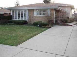 440 Farthing Ln, Des Plaines, IL