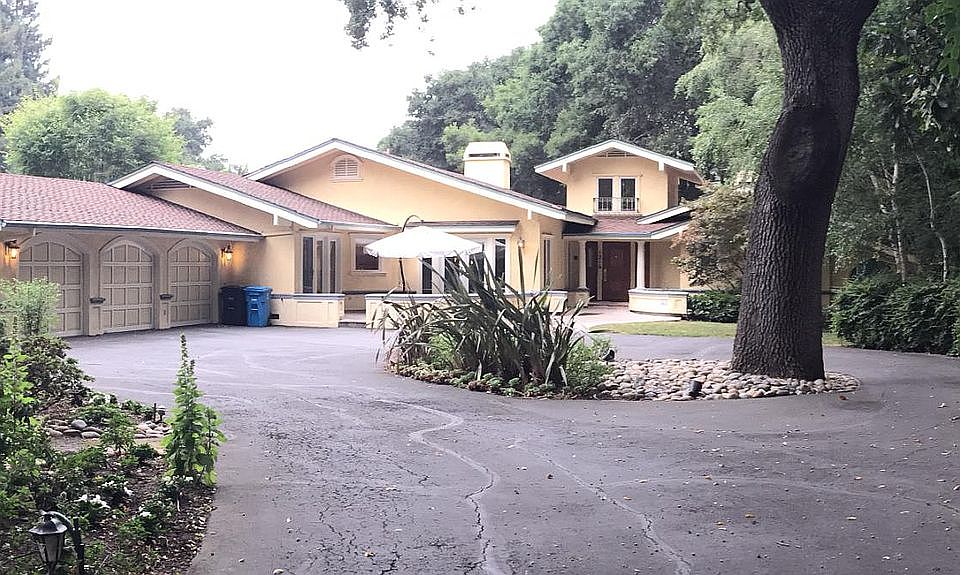 1st image of 1216 San Mateo Dr
