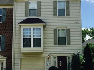 8066 Horseshoe Cottage Cir, Lorton, VA 22079