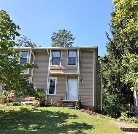 1st image of 619 Idlewood Ln APT A
