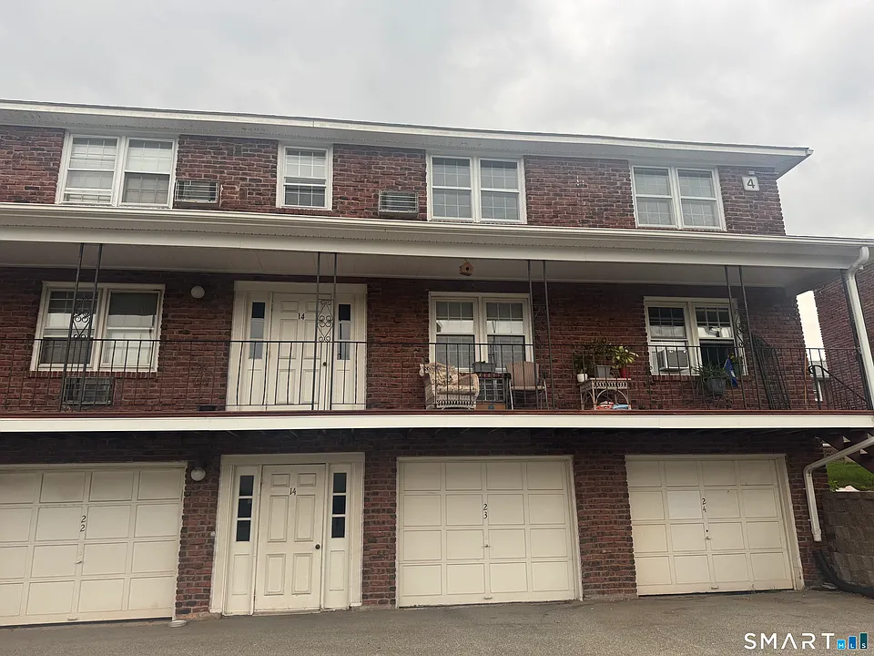 201 Regan Rd #14C