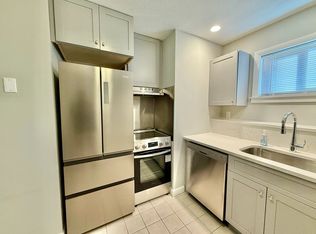 8 Friend St APT 1, Waltham, MA 02453