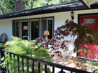 12481 Hillcrest Dr, Nevada City, CA 95959