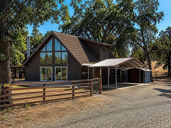 2nd image of 4997 Carbondale Rd