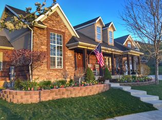 1328 E Iron Boberg Cir, Draper, UT 84020