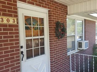 1303 E Main St, Westminster, SC 29693