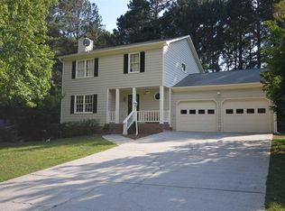 3667 Fernbrook Dr, Snellville, GA 30039