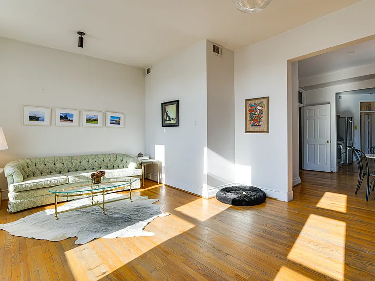 2256 W Grand Ave #3 — Photo 8
