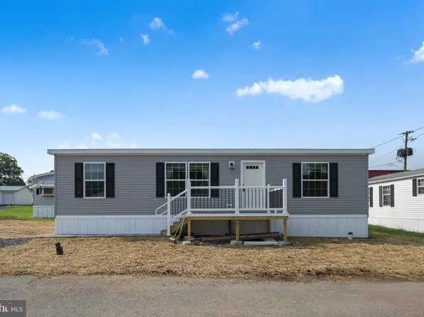 12 King Ln, Schuylkill Haven, PA 17972