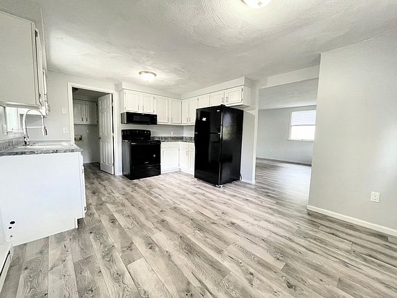 4th image of 215 S Brandon Ave