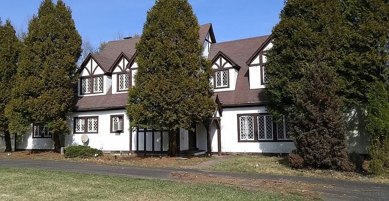 118 Old Tavern Road, Howell, New Jersey 07731