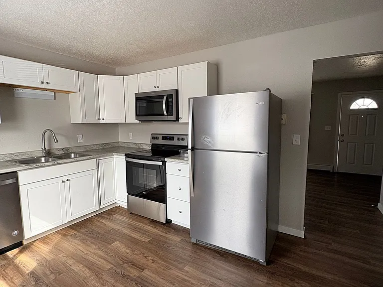 Marion Park Townhomes — Photo 6