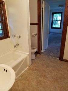 311 Chestnut St, Burlington, NC, 27217