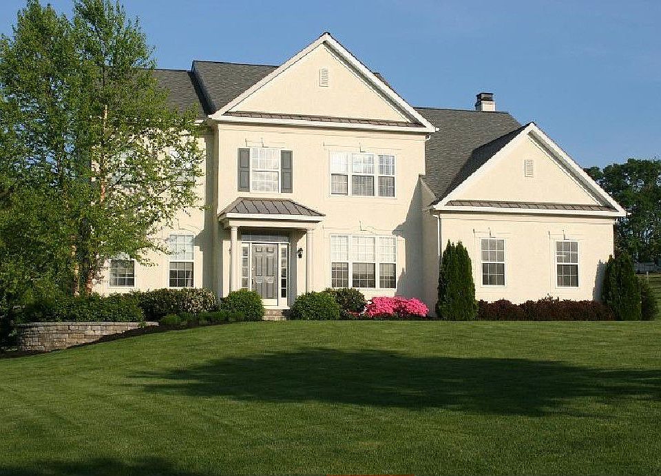 304 Woodmere Way