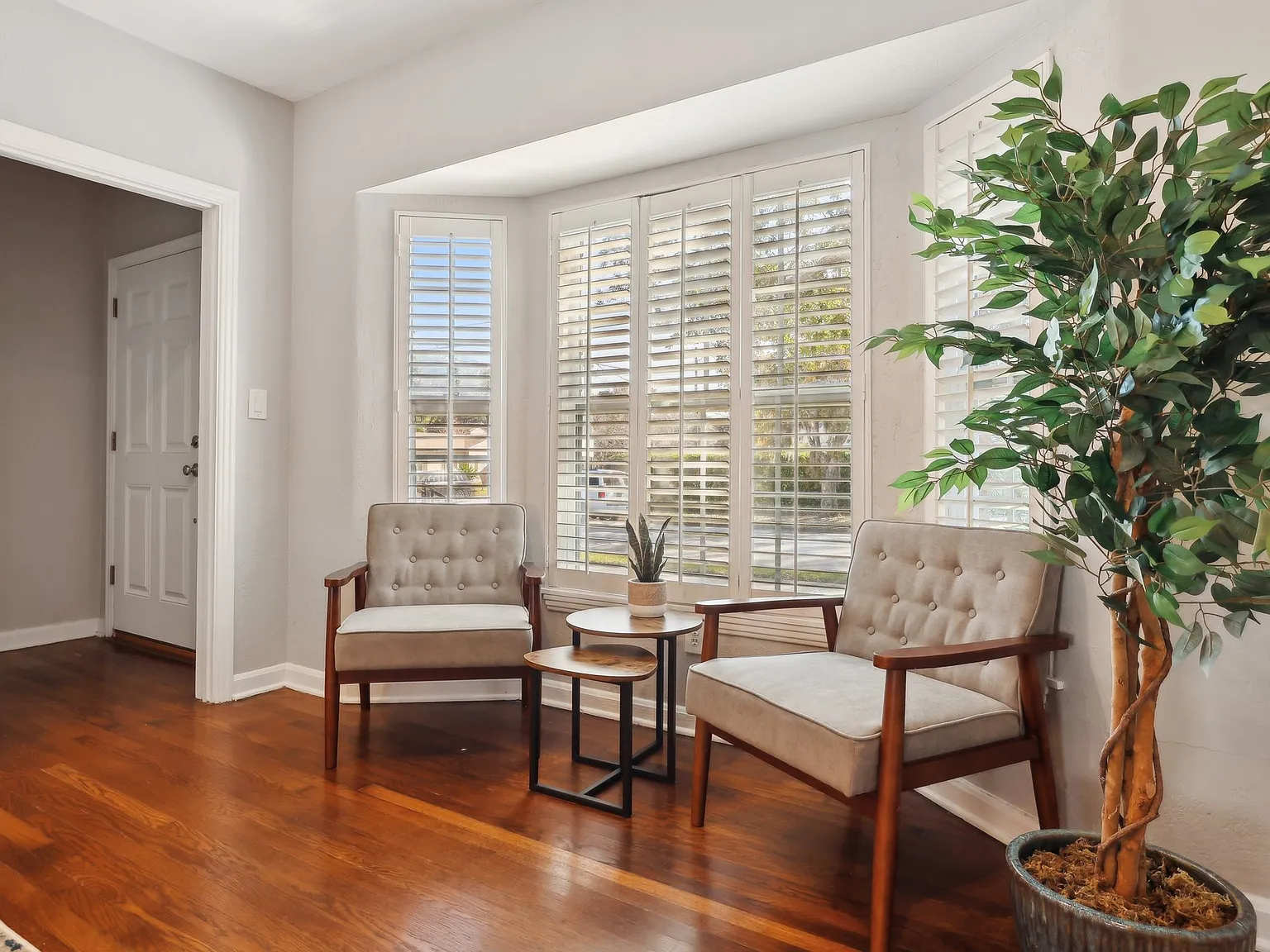 1003 W Princeton St — Photo 4