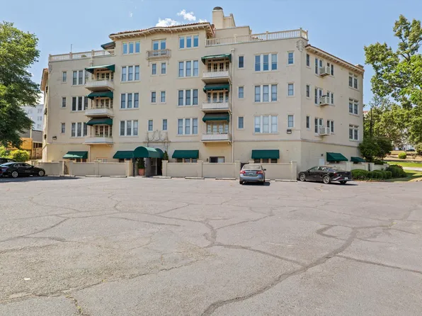 2068 Walton Way APT 204, Augusta, GA 30904