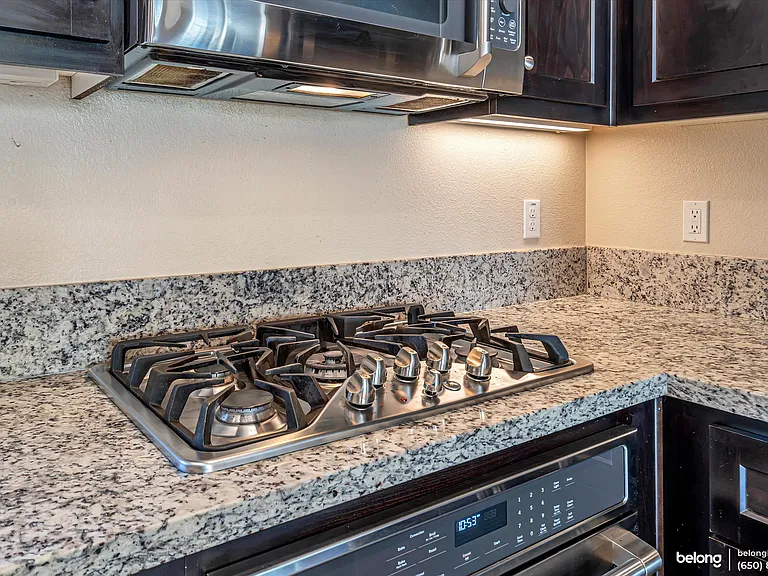 389 Basswood Cmn #10 — Photo 8