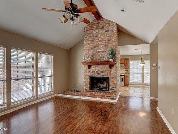 3rd image of 131 Ashford Ln