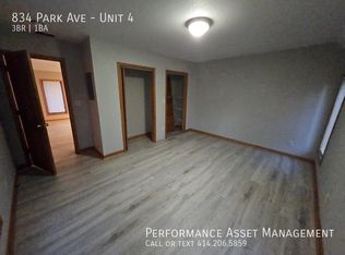 834 Park Ave #4, Racine, WI 53403