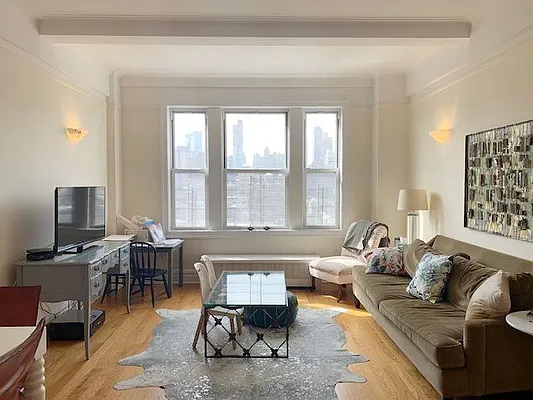 Rented by Rachel Realty | media 23