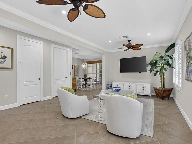 222 Tresana Blvd #44 — Photo 15