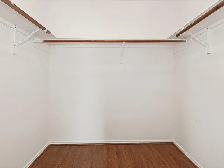 3807 Brook Garden Ln — Photo 47