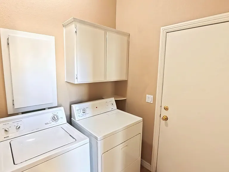 10403 Adams Chase St — Photo 16