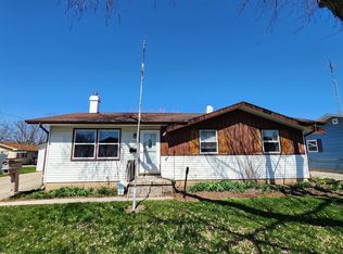 729 W Division St, Fond Du Lac, WI 54935