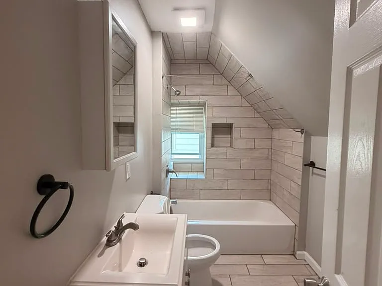 117 Maple St #117A — Photo 8