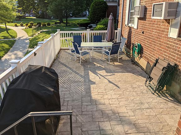 large patio bonus furniture