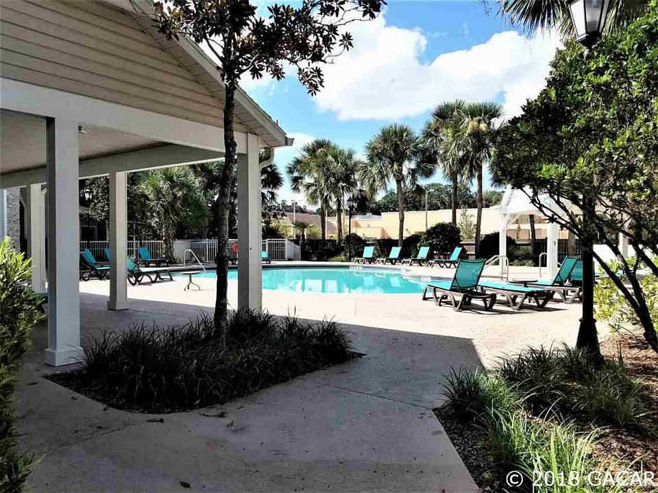2nd image of 4700 SW Archer Rd APT 166