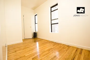 Rented by Jonis Realty