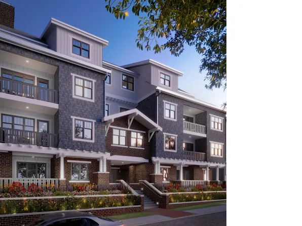 530 4th St #10, Lake Oswego, OR 97034