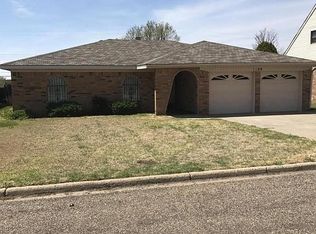 1109 Coffee Dr, Borger, TX 79007
