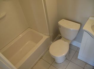 105 Conwell Ave, Somerville, MA 02144