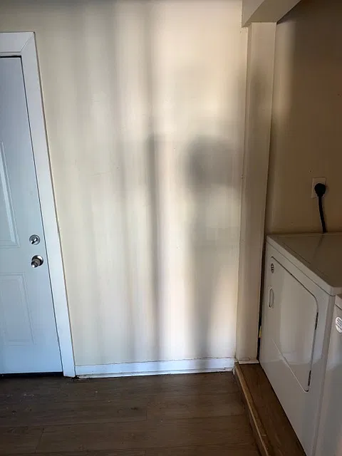 2 bed, 1.5 bath, 1100 sqft, $1,300 — Photo 4