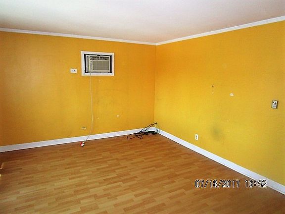 3rd image of 10409 Sheffield Dr #15