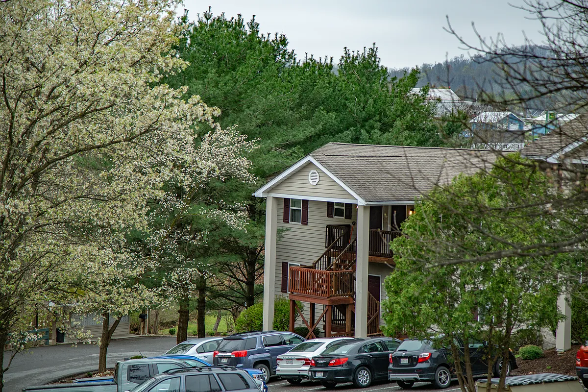 Woodlands Exterior View - 1300 Airport Rd