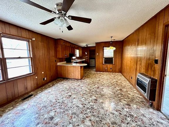 3rd image of 1715 Nassau Blvd