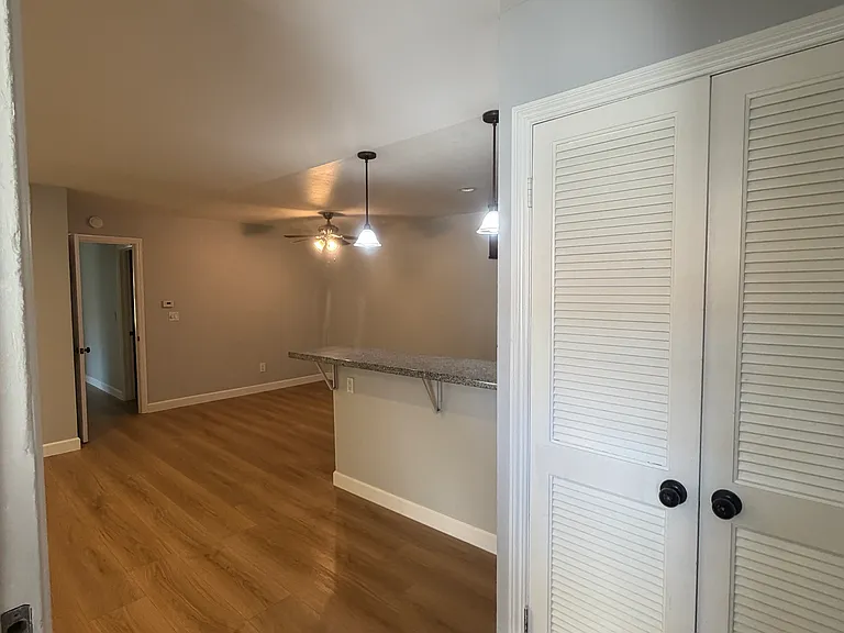 2501 W Sunflower Ave #E16 — Photo 4