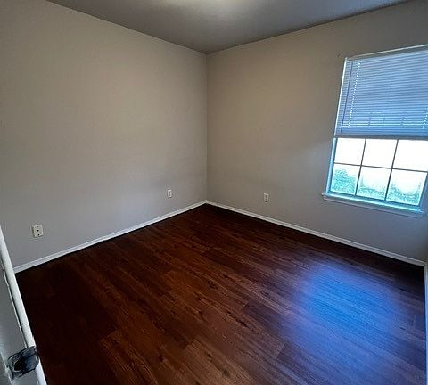 5th image of 1675 E Evalyn Cir
