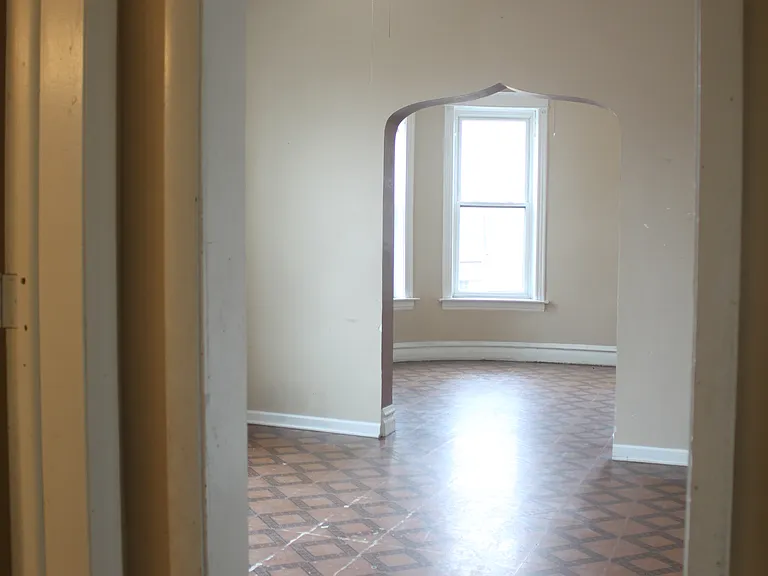 2025 W 35th St #2F — Photo 70