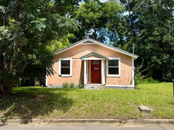 304 Opp Ave, Andalusia, AL 36420