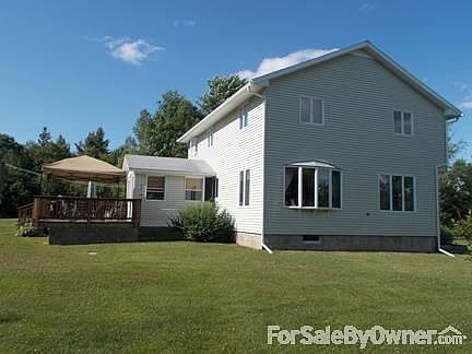 Back of house.
						:
						Western exposure.