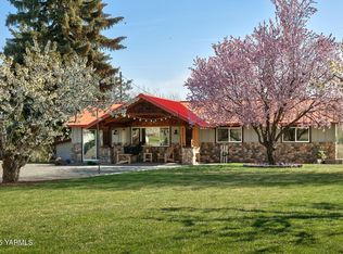 1611 S Naches Rd, Yakima, WA 98908