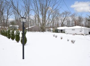 6899 Wilson Mills Rd, Gates Mills, OH 44040