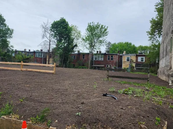 5852 Willows Ave, Philadelphia, PA 19143